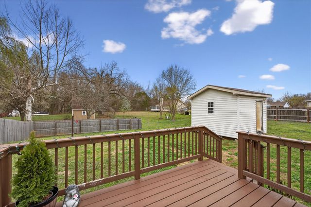 1485 Sunshine Dr, Clarksville, TN 37042