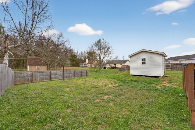 1485 Sunshine Dr, Clarksville, TN 37042