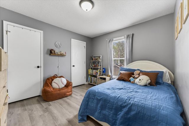 1485 Sunshine Dr, Clarksville, TN 37042