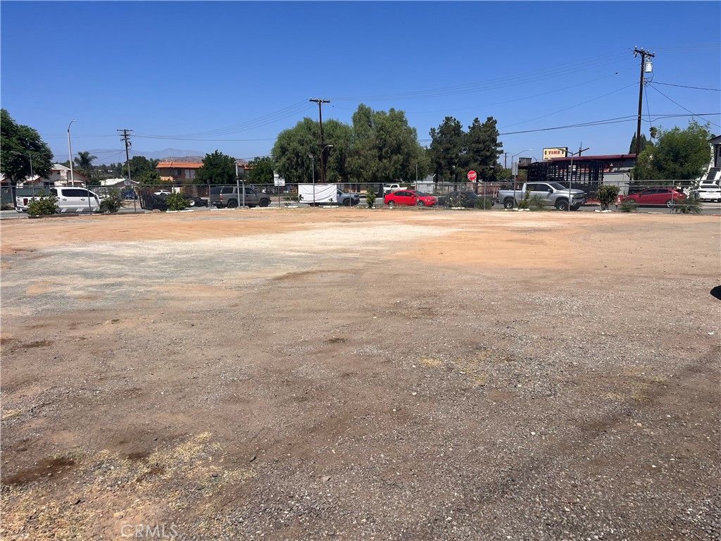13700 Magnolia, Corona, CA 92879 — photo 4