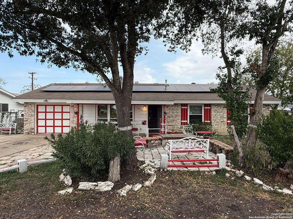 6918 Sun Valley Dr, San Antonio, TX 78227