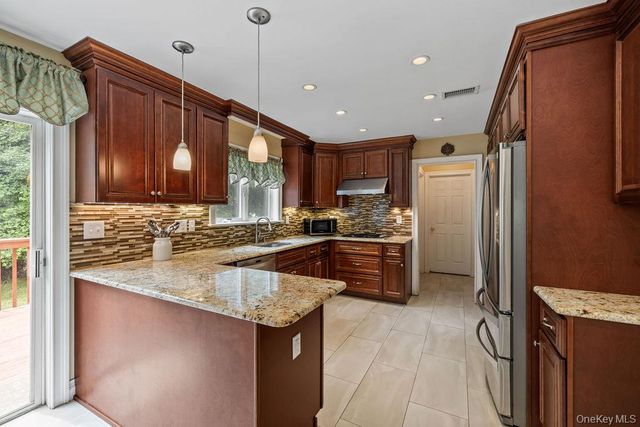 34 Marietta Drive, Pomona, NY 10970