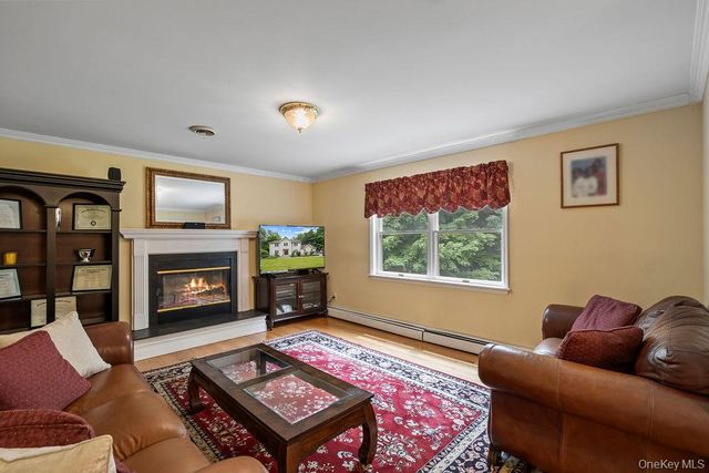 34 Marietta Drive, Pomona, NY 10970