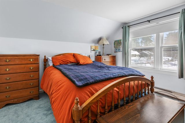 17 Cottage Circle, Lebanon, NH 03784