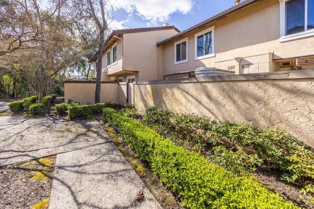 4452 4452 Del Valle Pkwy, Pleasanton, CA 94566