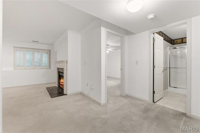 5604 Hillcamp Court, St Louis, MO 63128