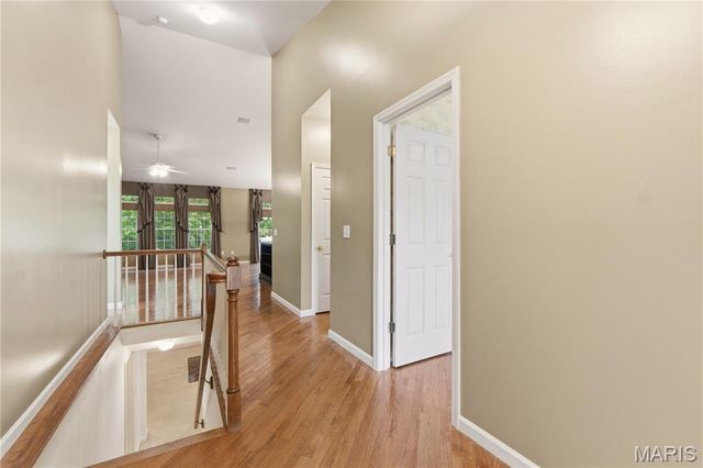 5604 Hillcamp Court, St Louis, MO 63128