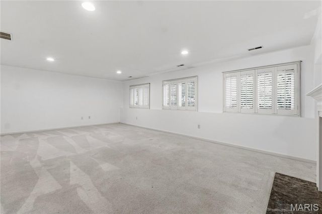 5604 Hillcamp Court, St Louis, MO 63128