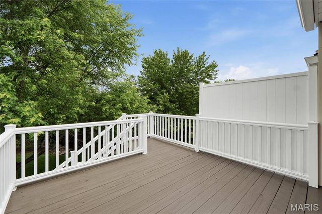 5604 Hillcamp Court, St Louis, MO 63128