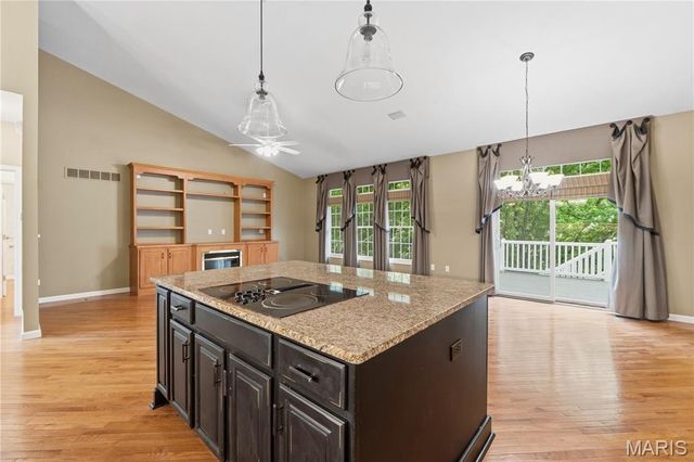 5604 Hillcamp Court, St Louis, MO 63128