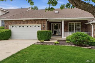 5604 Hillcamp Court, St Louis, MO 63128