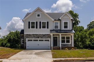 1541 S Broad Street 1016, Winston-salem, NC 27127