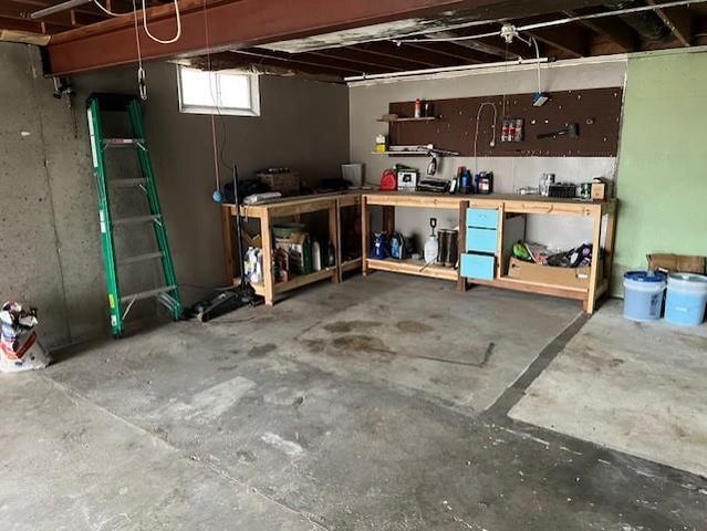 2806 Clay Street, St Joseph, MO 64501