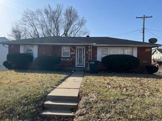 2806 Clay Street, St Joseph, MO 64501