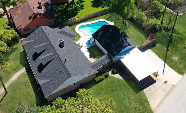 202 Basswood Drive, Spring, TX 77386