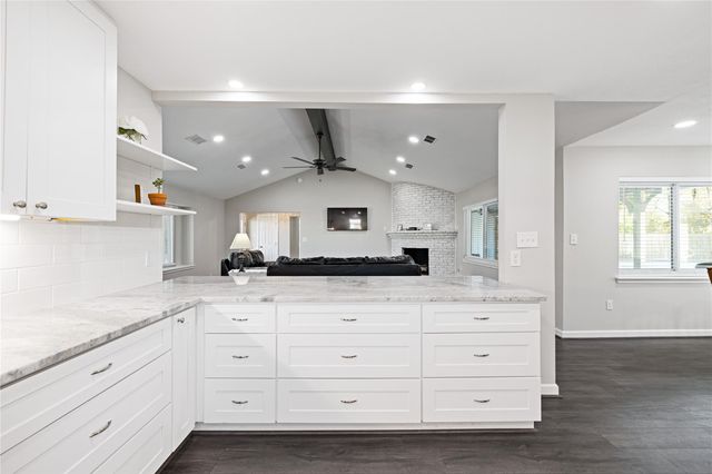 202 Basswood Drive, Spring, TX 77386
