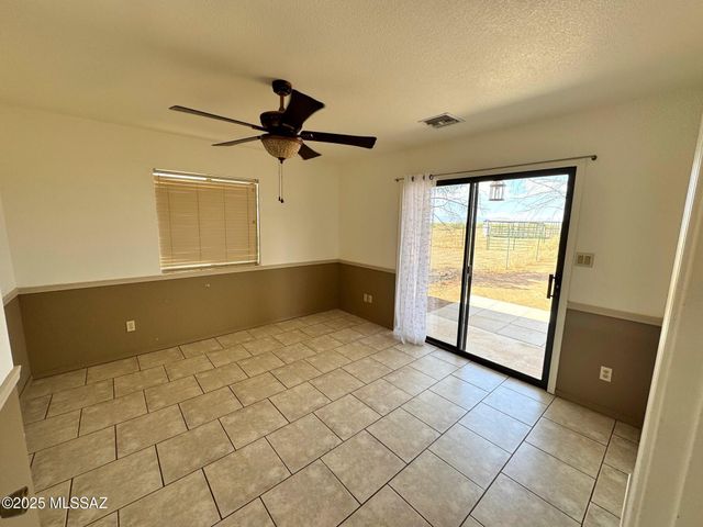 13384 S Cottonwood Road, Pearce, AZ 85625