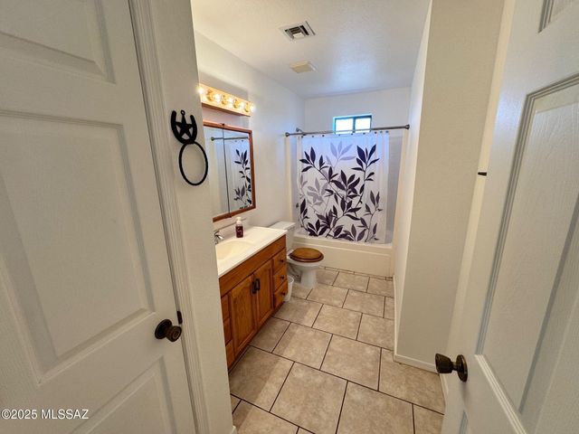 13384 S Cottonwood Road, Pearce, AZ 85625