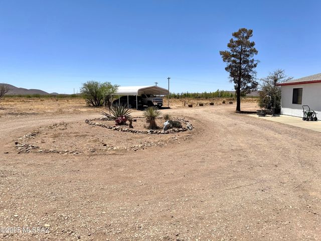 13384 S Cottonwood Road, Pearce, AZ 85625