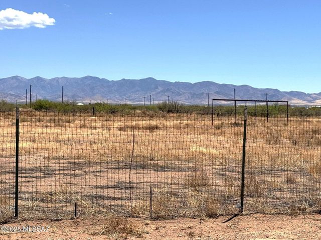 13384 S Cottonwood Road, Pearce, AZ 85625