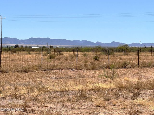 13384 S Cottonwood Road, Pearce, AZ 85625