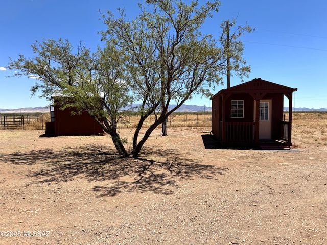 13384 S Cottonwood Road, Pearce, AZ 85625