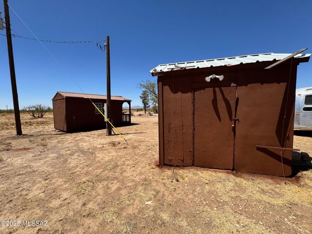 13384 S Cottonwood Road, Pearce, AZ 85625