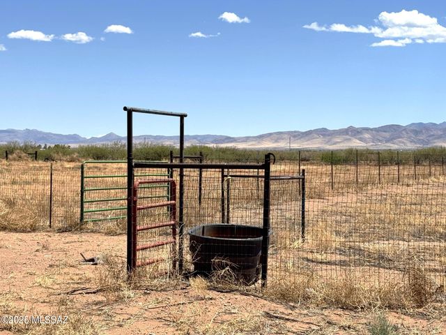 13384 S Cottonwood Road, Pearce, AZ 85625