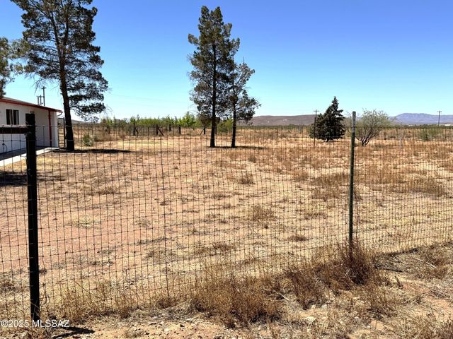 13384 S Cottonwood Road, Pearce, AZ 85625