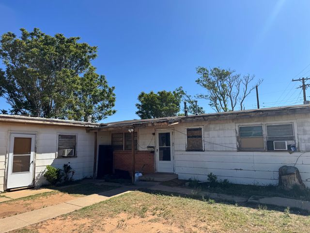 6127 Avenue Q, Lubbock, TX 79412