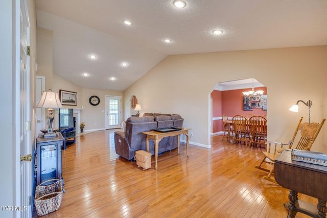 112 Riverchase Drive, Church Hill, TN 37642