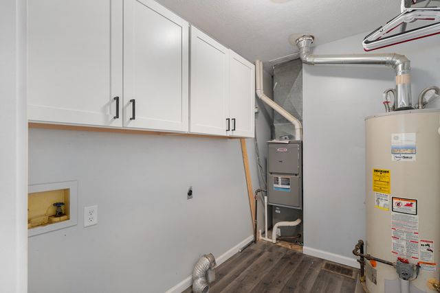 4534 W La Siesta Street, Springfield, MO 65802