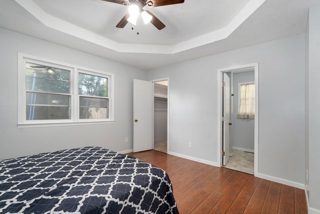 4534 W La Siesta Street, Springfield, MO 65802