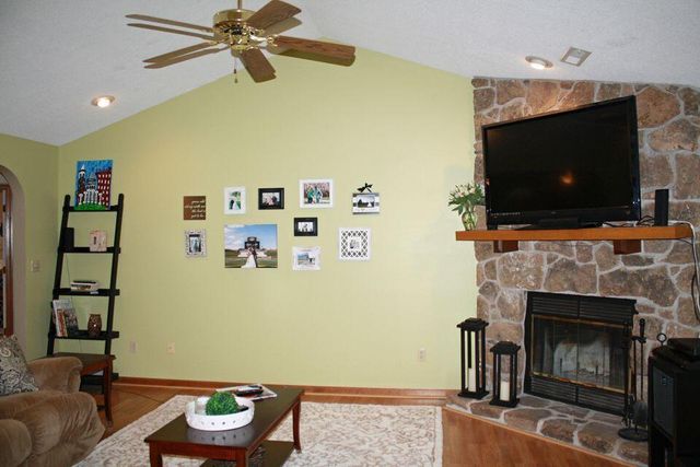 3700 FALMOUTH DR, Columbia, MO 65203