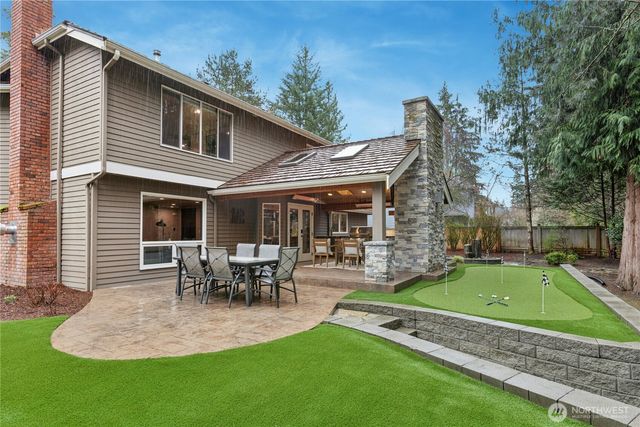 25711 SE 31st Place, Sammamish, WA 98075