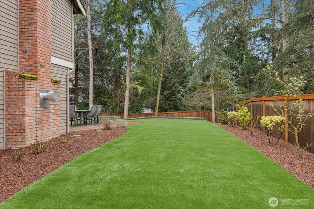 25711 SE 31st Place, Sammamish, WA 98075