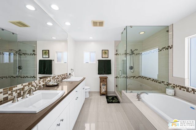 13435 Erwin Street, Los Angeles, CA 91401