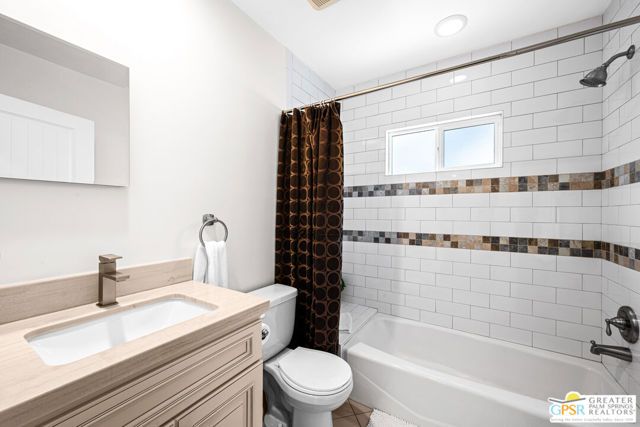 13435 Erwin Street, Los Angeles, CA 91401