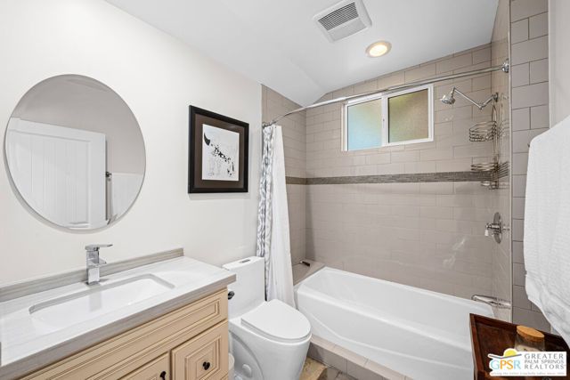 13435 Erwin Street, Los Angeles, CA 91401