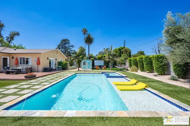 13435 Erwin Street, Los Angeles, CA 91401