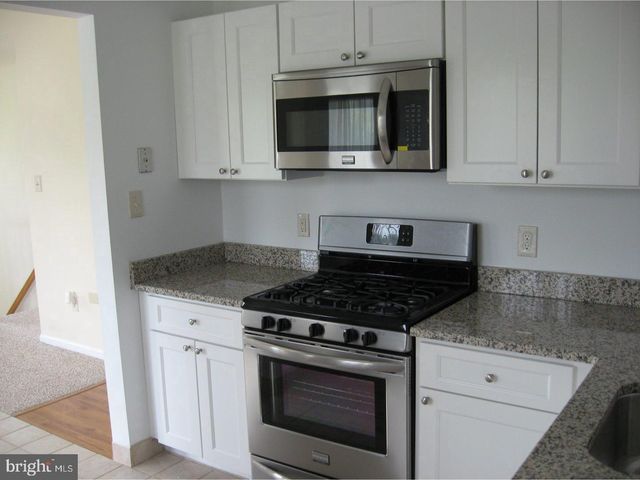 3304 WALTHAM CT, Yardley, PA 19067