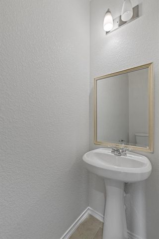 305 Los Cobos LN, Georgetown, TX 78626