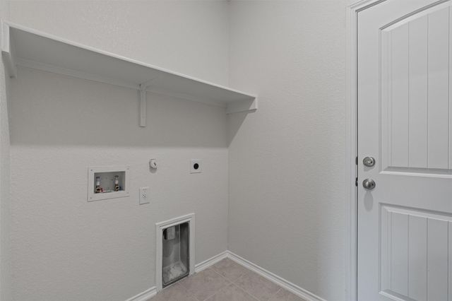 305 Los Cobos LN, Georgetown, TX 78626