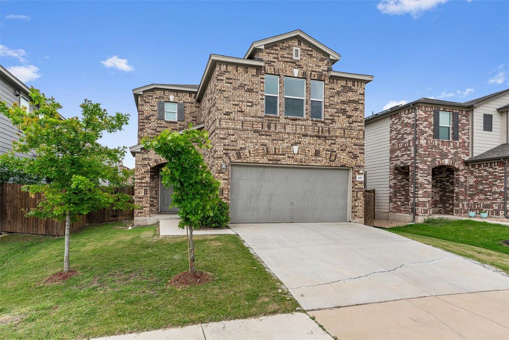 305 Los Cobos LN, Georgetown, TX 78626