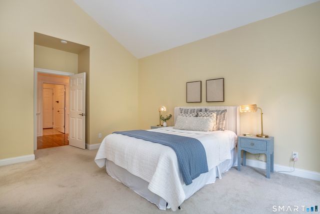 39 Emily Way 39, West Hartford, CT 06107