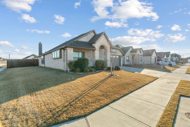 701 Bass Lake Lane, Cleburne, TX 76033