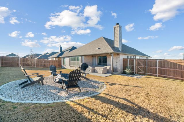 701 Bass Lake Lane, Cleburne, TX 76033