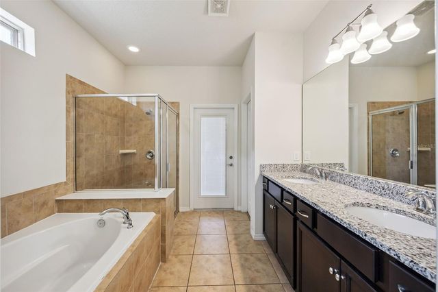 8875 QIN LOOP, Kissimmee, FL 34747