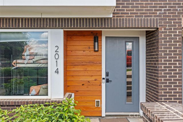 2014 Bryant Park Drive, Charlotte, NC 28208