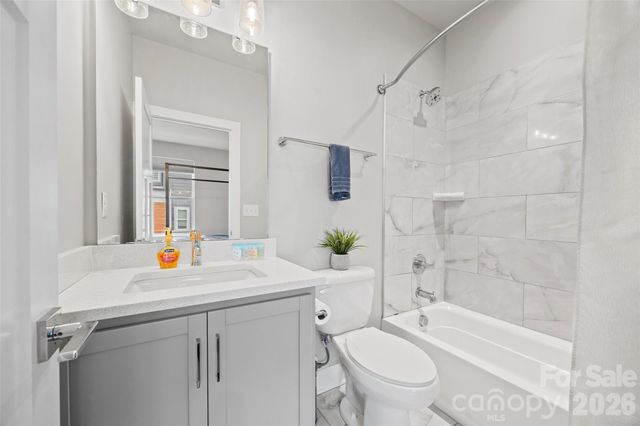 2014 Bryant Park Drive, Charlotte, NC 28208
